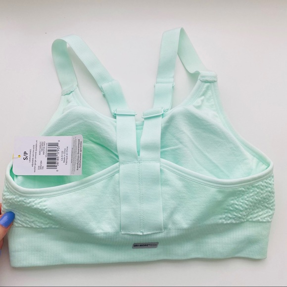 BNWT sports bra - Picture 2 of 3